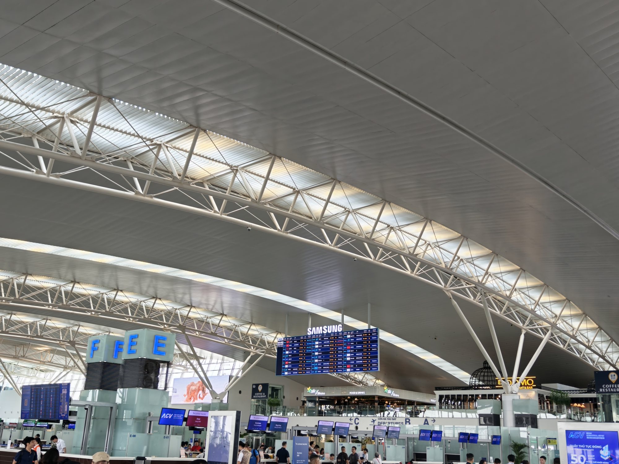 内排机场 T2 国际出发大厅